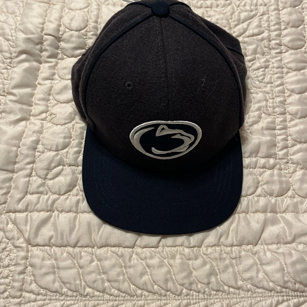 Top of the World youth Penn State Nittony Lions cap/hat. 60% Wool40%Nylon
